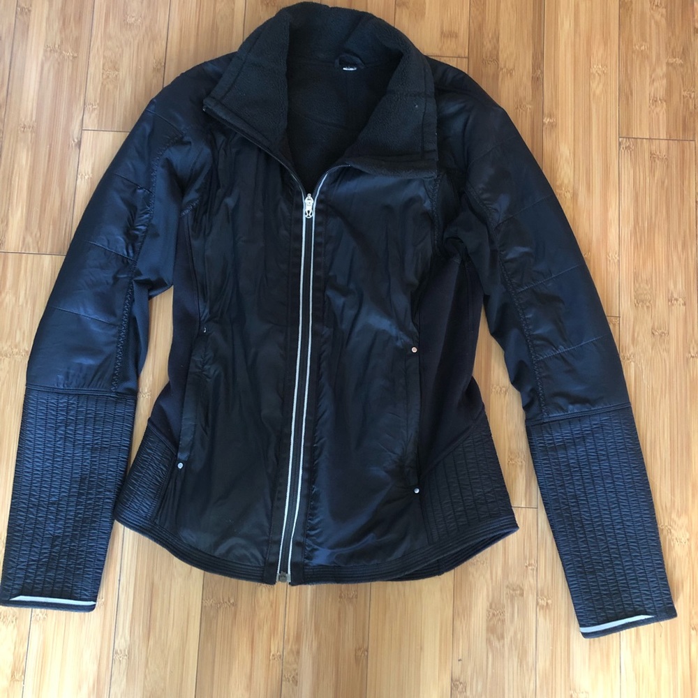 Warm Lululemon ‘Go For It’ Jacket! Great Condition